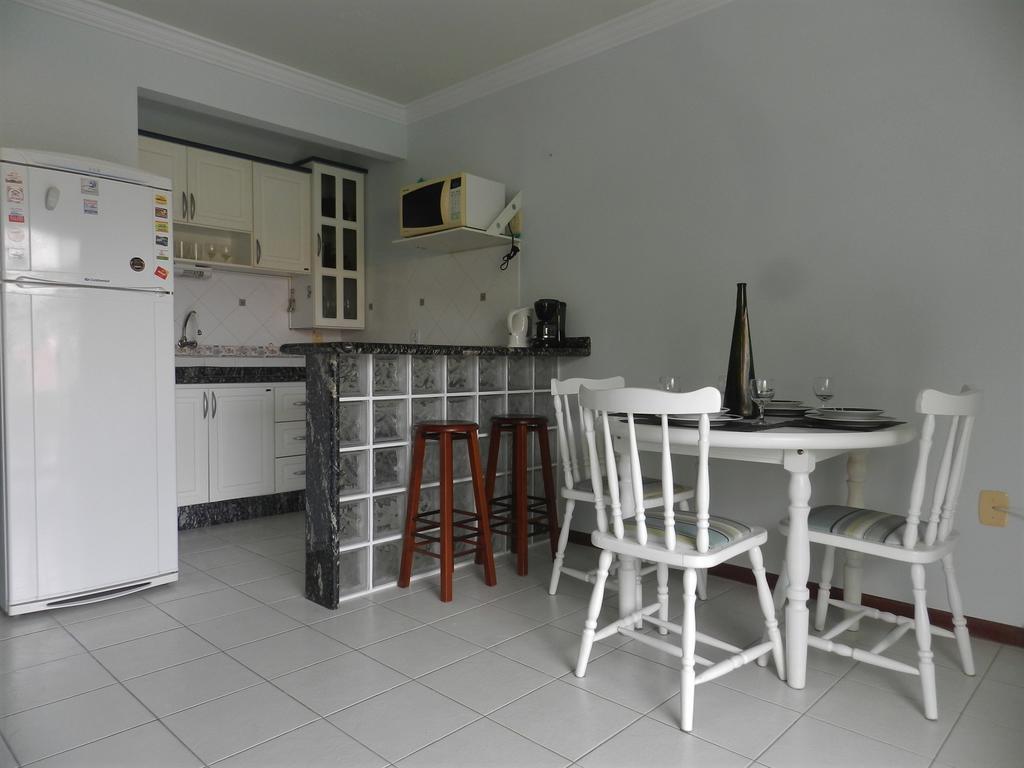 Residencial Jardim Palmeiras Bombinhas Εξωτερικό φωτογραφία